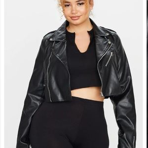 PrettyLittleThing Black cropped PU biker jacket